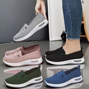 Ultra-Lightweight Breathable Mesh Sneakers